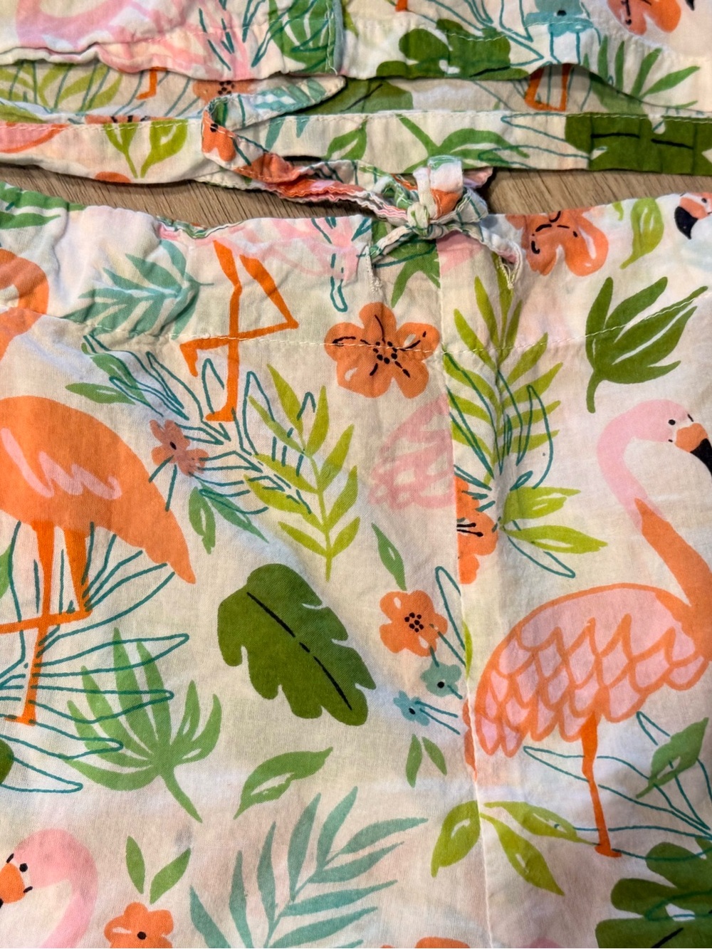 Crafted by Mahogany Women's Tropical Flamingo 2-Piece Top & Shorts Set S - Picture 4 of 7